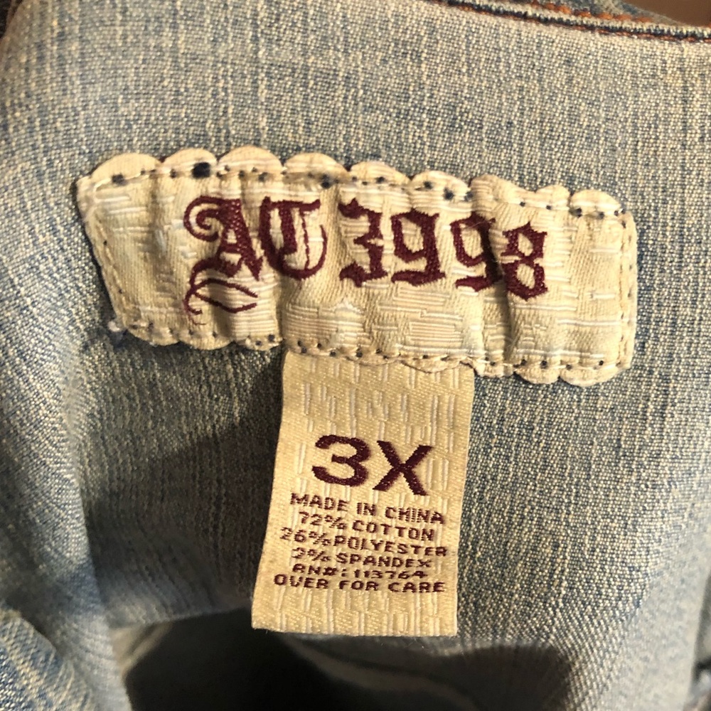 Blue Jean Jacket - Picture 3 of 3
